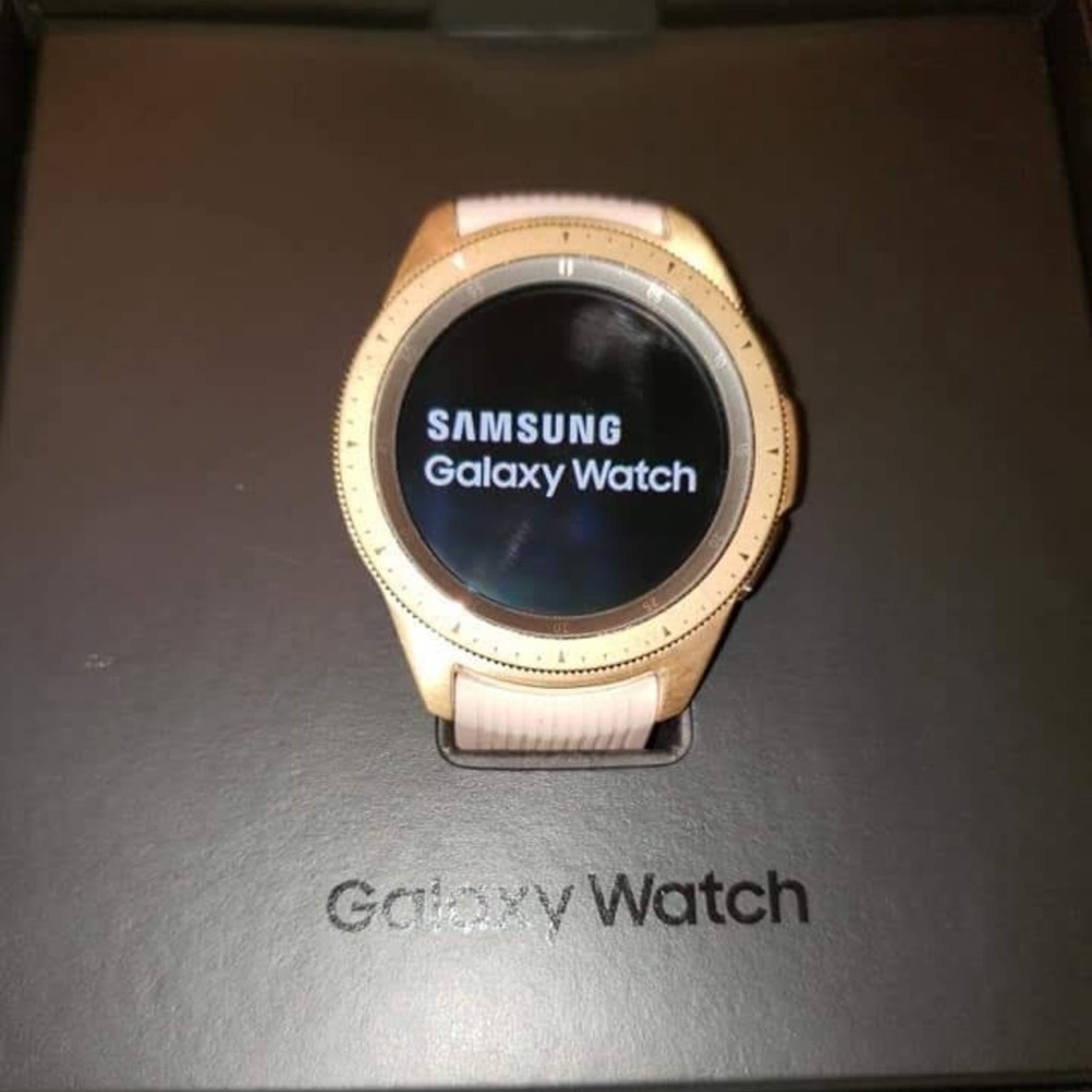 *SOLD*Samsung galaxy watch